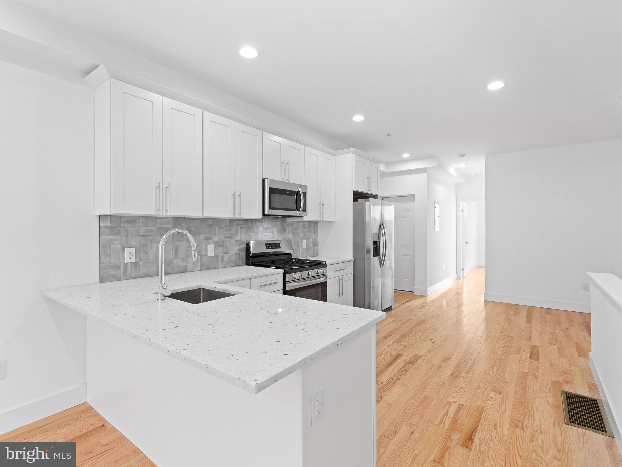 OVERBROOK - Residential Lease