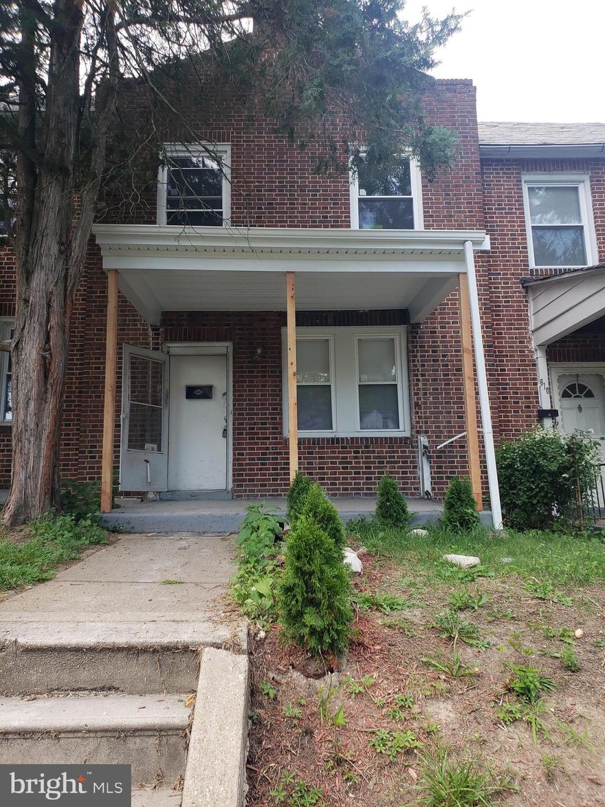 EXCELLENT REHAB OPPORTUNITY. STEP IN AND COMPLETE THE FINAL TOUCHES ON THIS 4BED 2BATH HOME WITH A PRIVATE BACKYARD LOCATED ON QUIET BLOCK!  EMAIL SHRAGA@THEMDTEAM.COM FOR MORE INFO AND TO FIND ABOUT OUR INVESTMENT OPPORTUNITIES, WE SPECIALIZE IN WORKING WITH OUT OF STATE BUYER AND SELLERS!