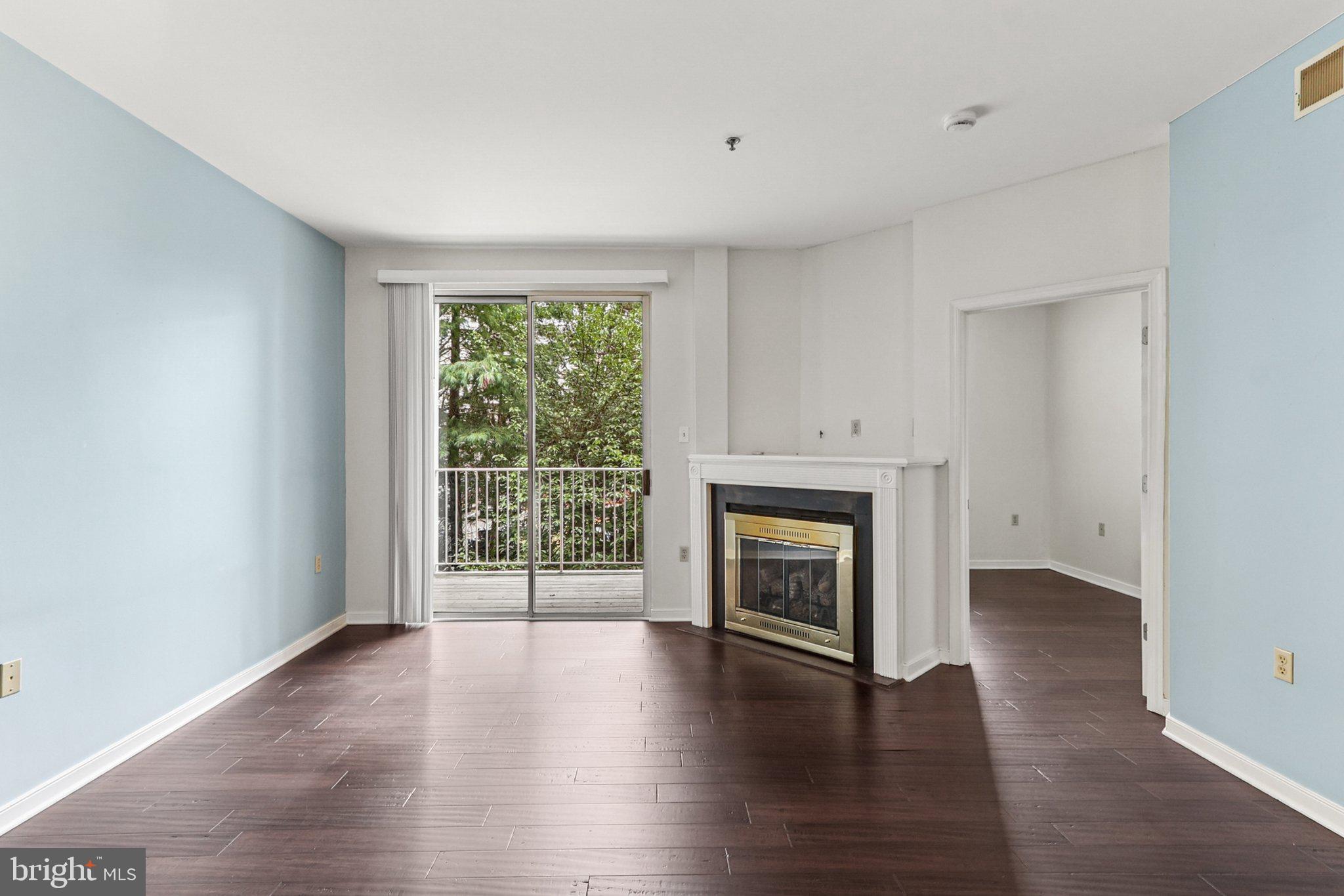 LILLIAN COURT AT TYSONS - Residential