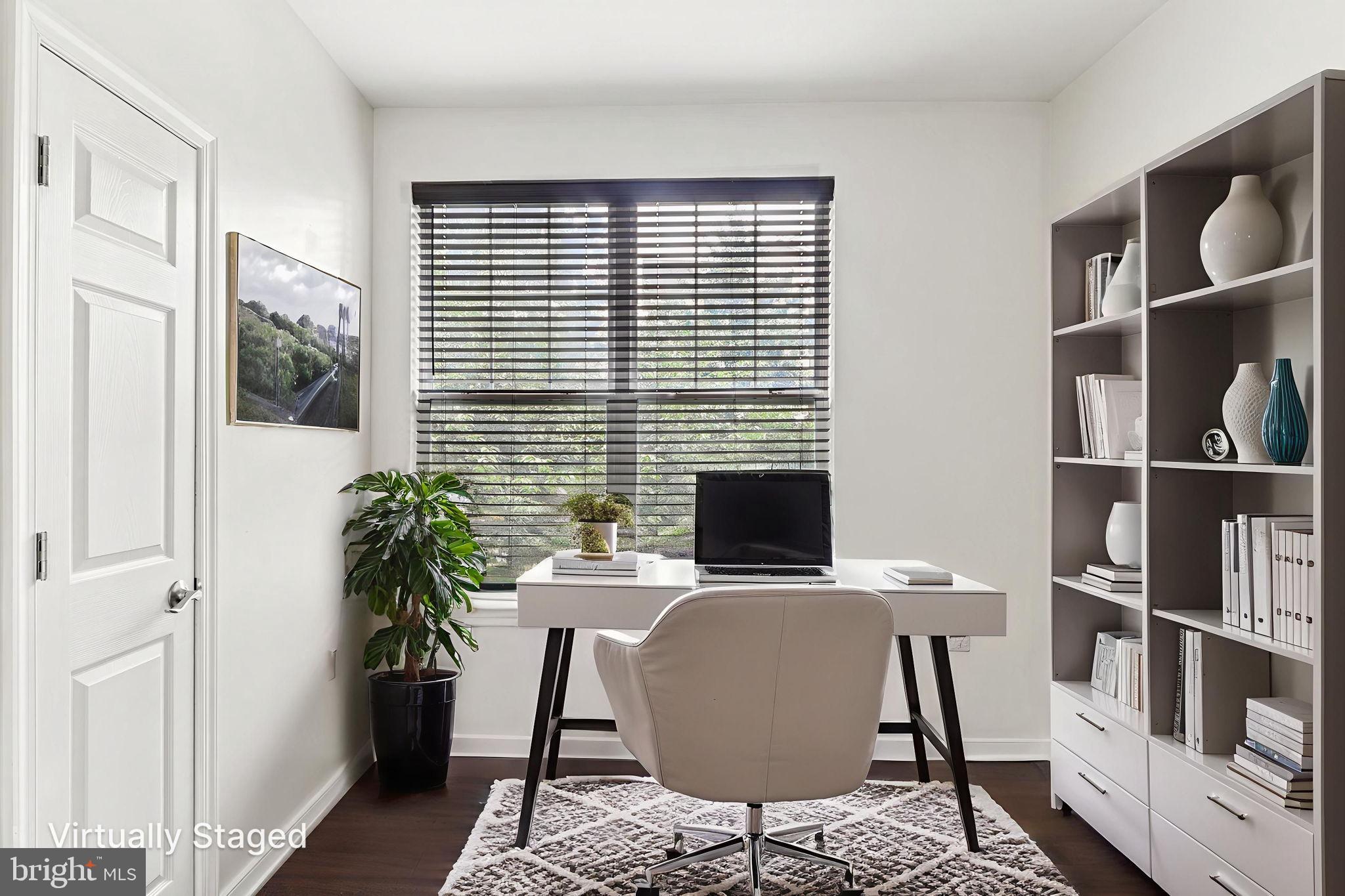 LILLIAN COURT AT TYSONS - Residential