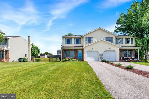 1940 ALDON DRIVE DOVER PA 17315