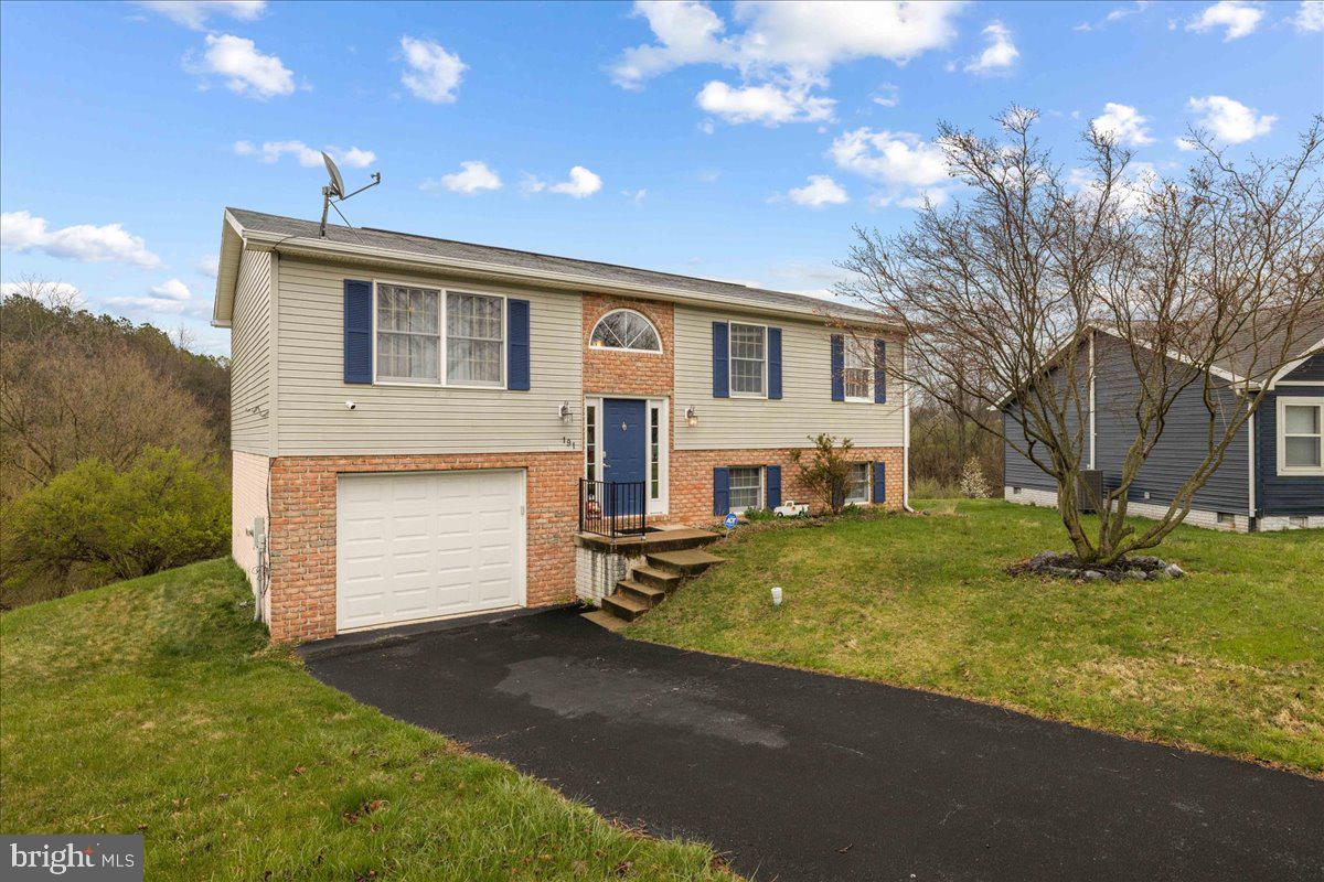 OPEQUON MEADOWS - Residential