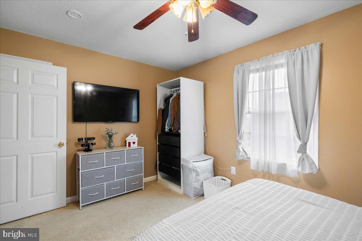 OPEQUON MEADOWS - Residential