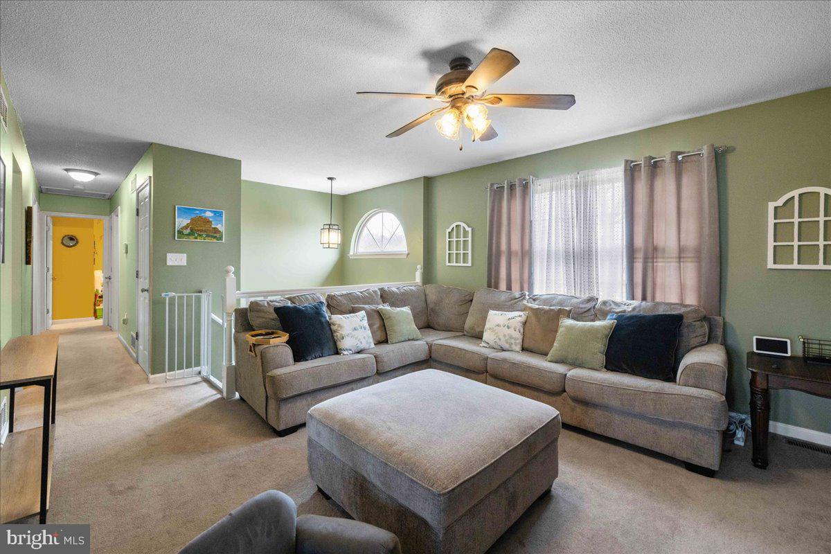 OPEQUON MEADOWS - Residential