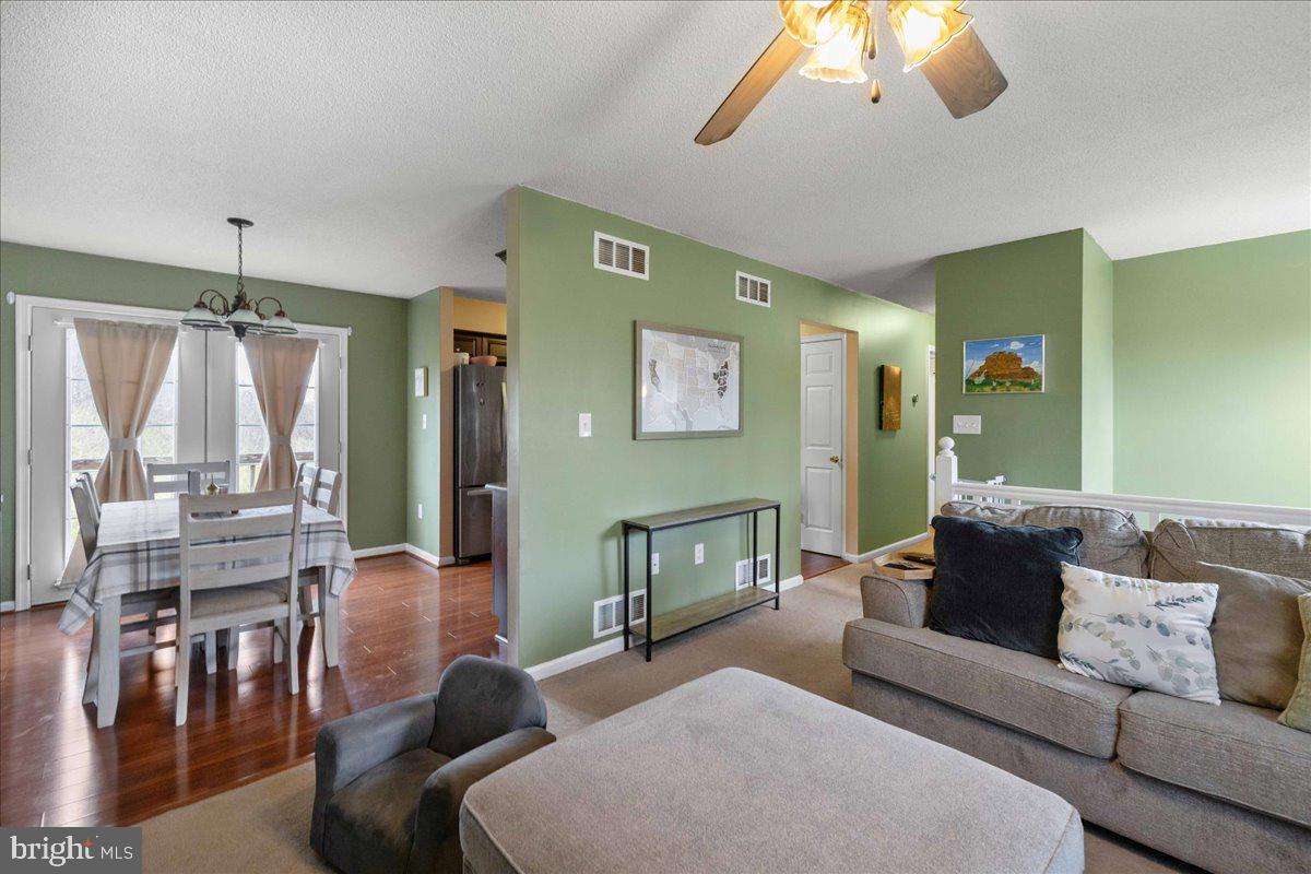 OPEQUON MEADOWS - Residential