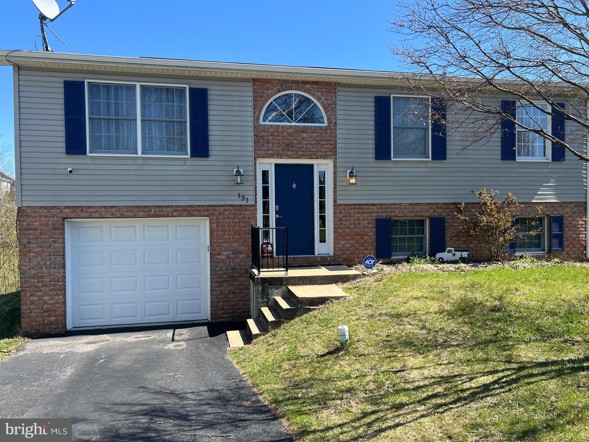 OPEQUON MEADOWS - Residential