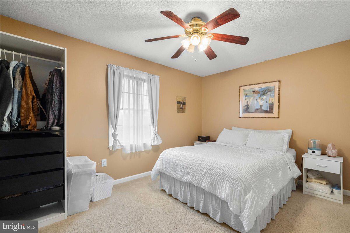 OPEQUON MEADOWS - Residential