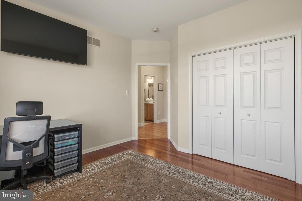 GATEWAY GREENS - Residential