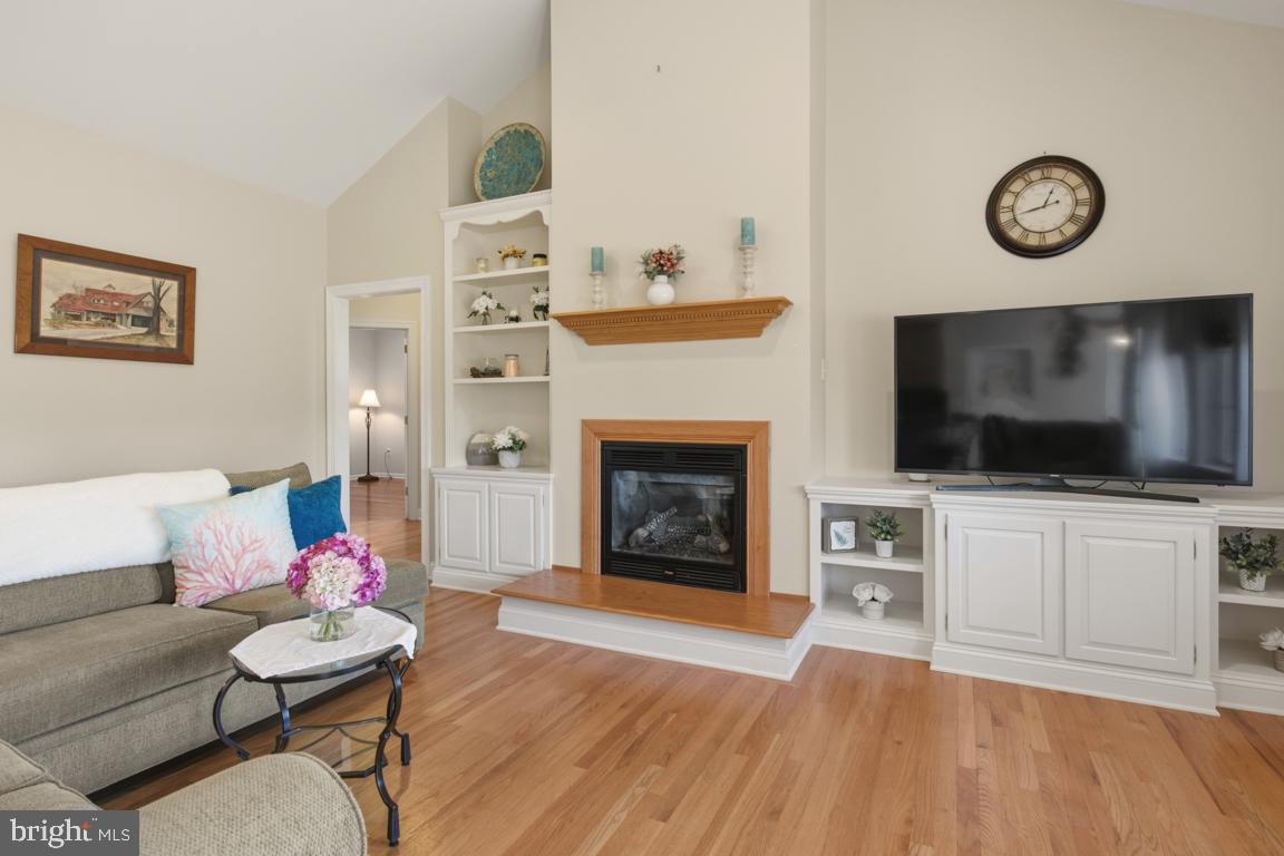 GATEWAY GREENS - Residential