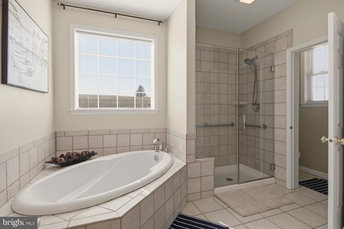 GATEWAY GREENS - Residential