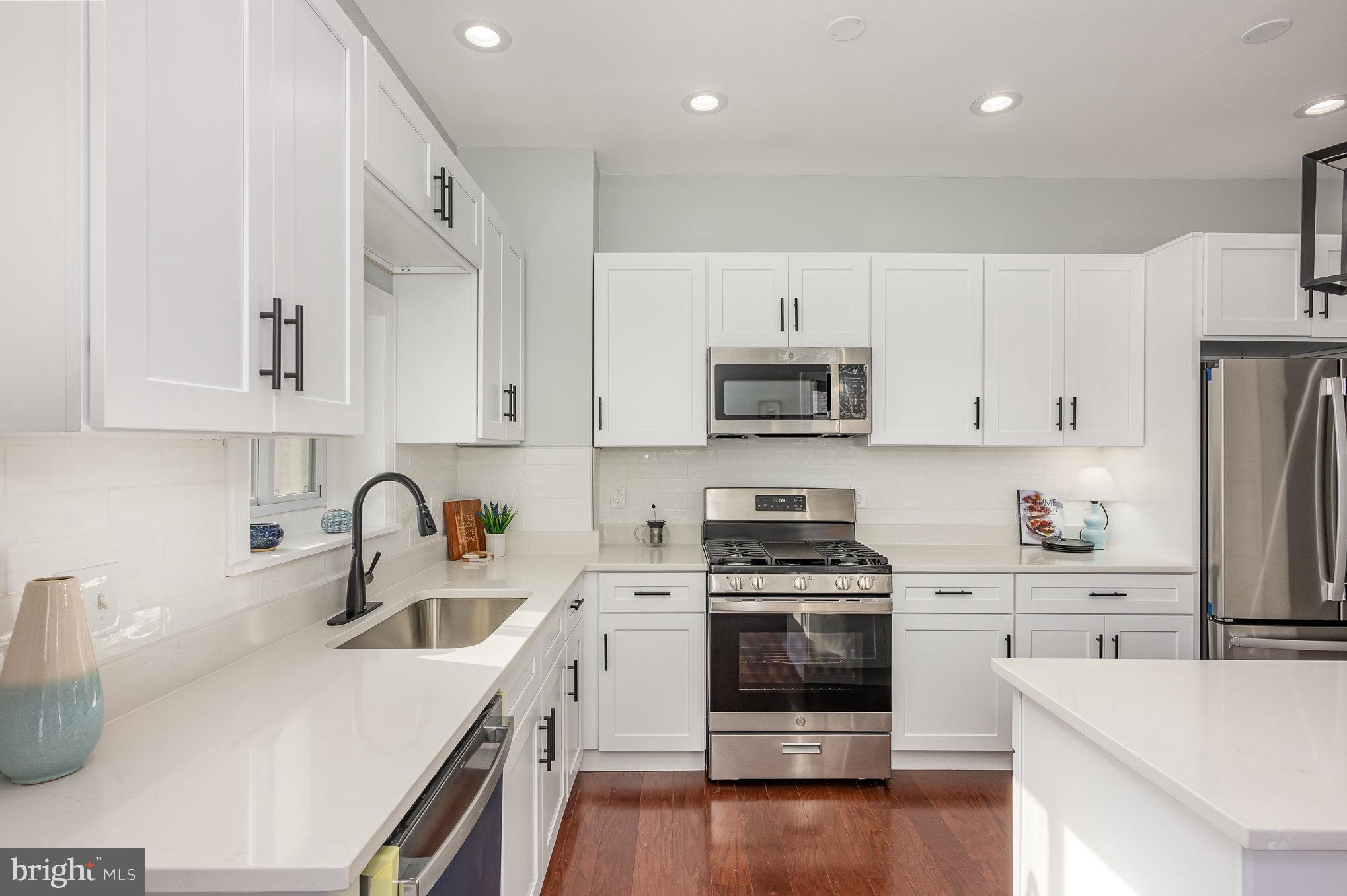 HOPKINS - Residential