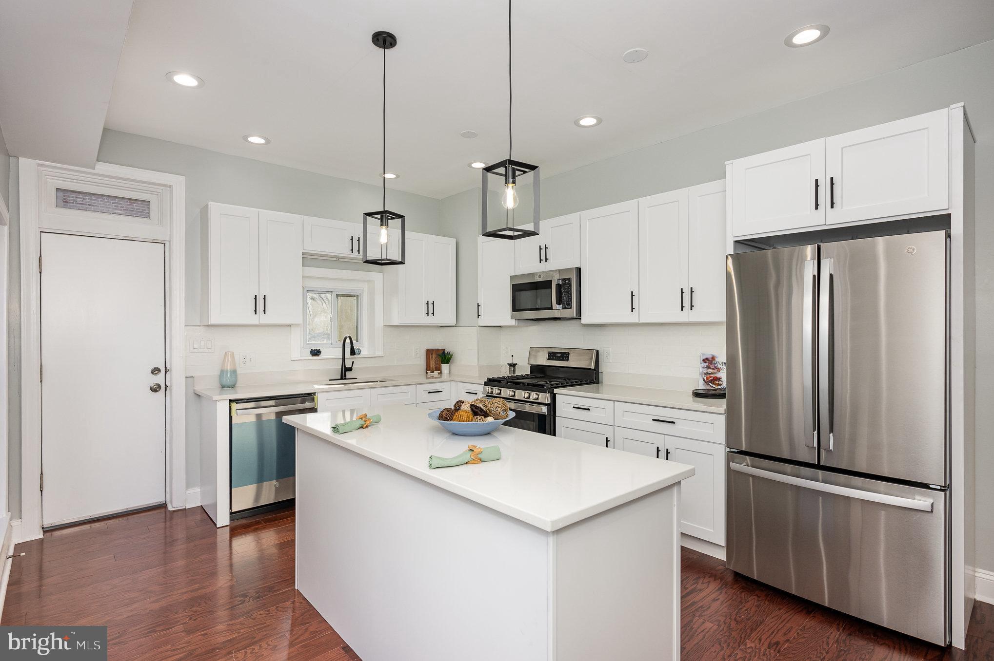 HOPKINS - Residential