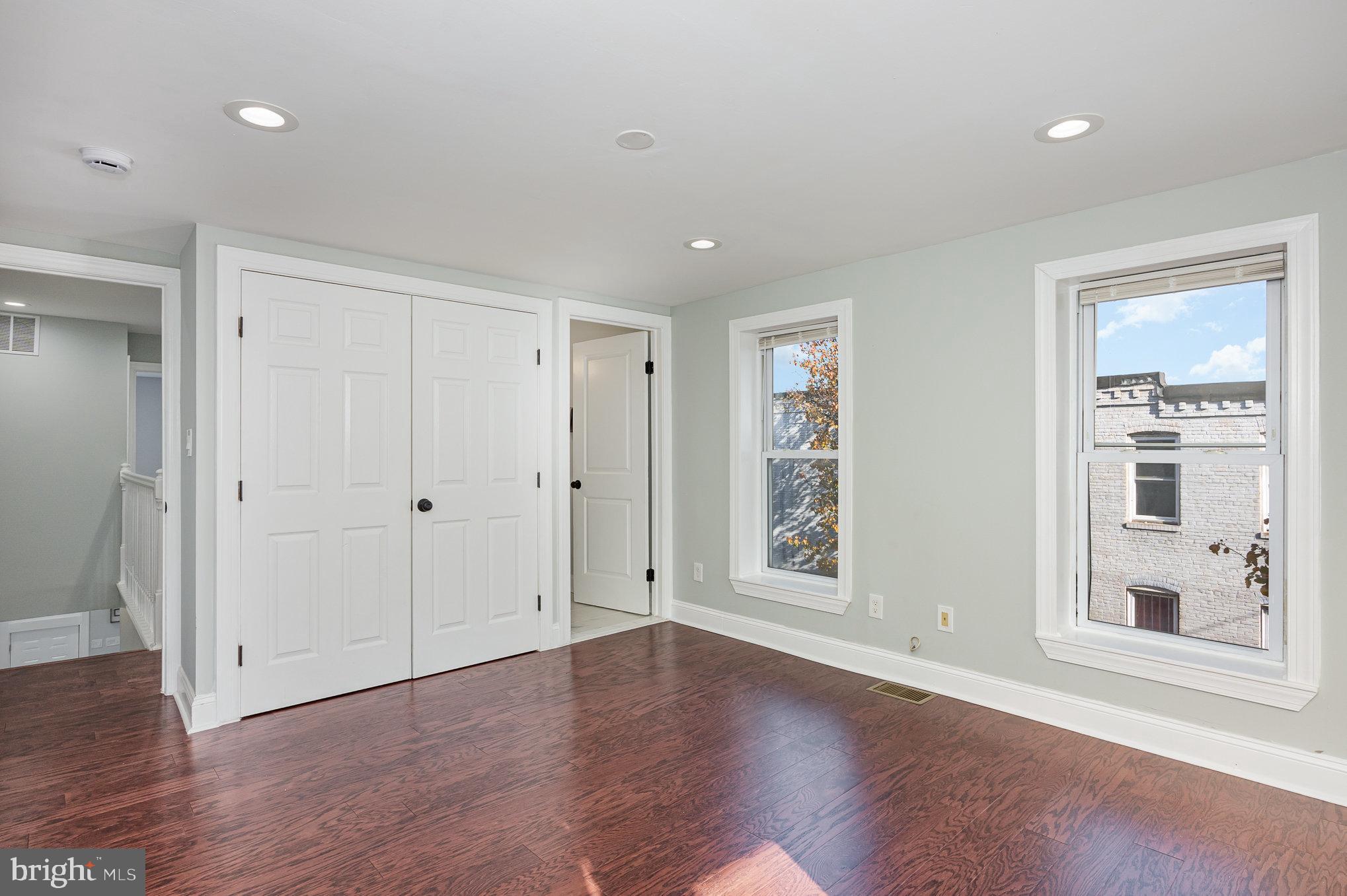 HOPKINS - Residential