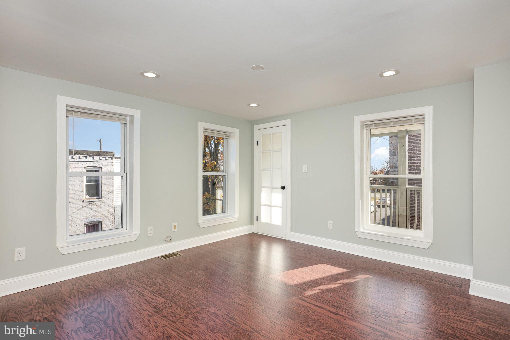 HOPKINS - Residential