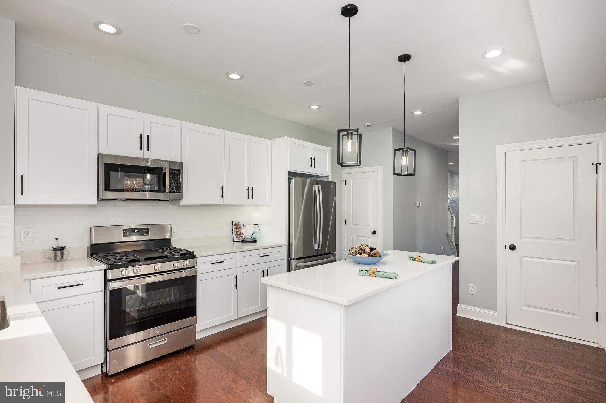 HOPKINS - Residential