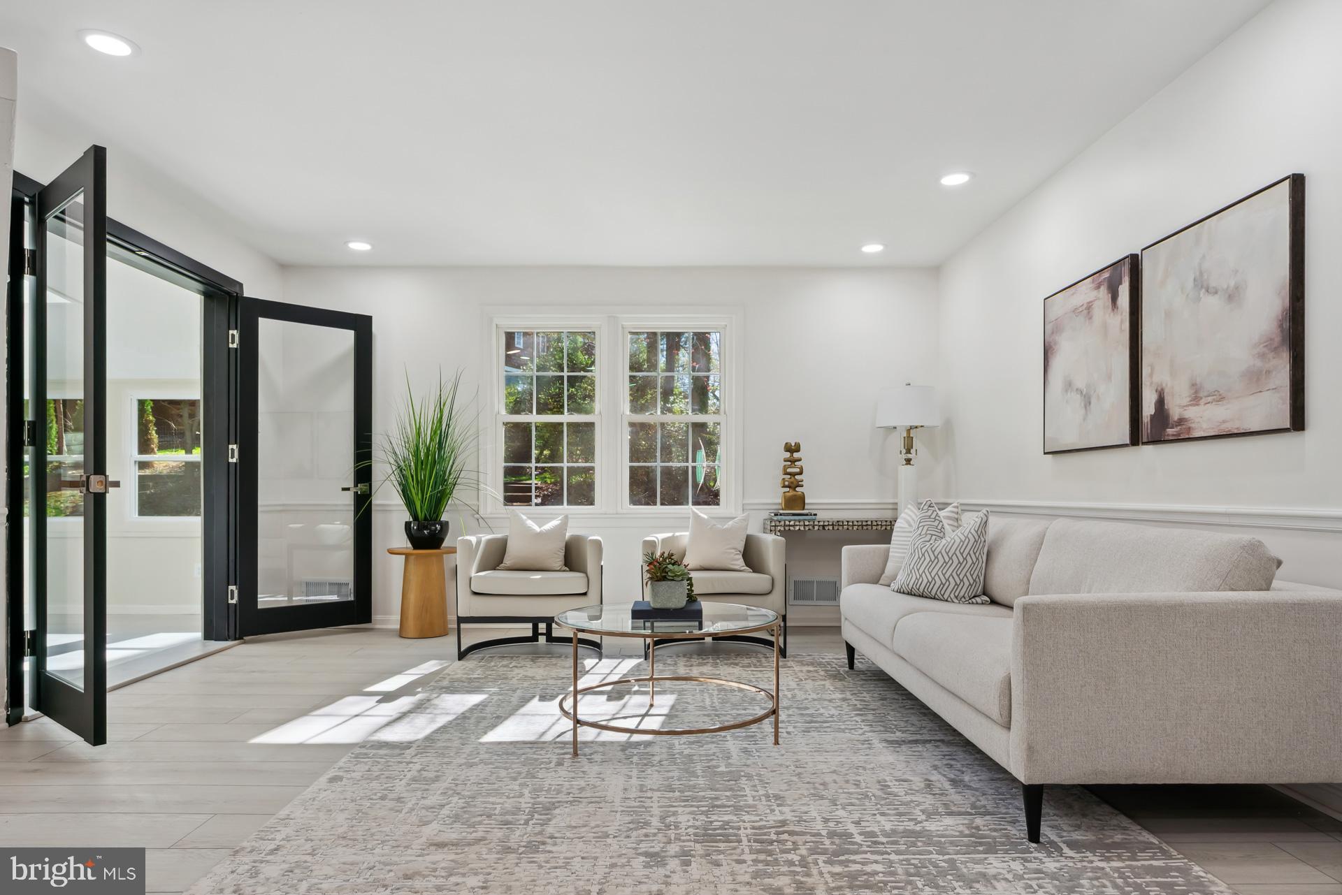 FAWSETT FARMS MANOR - Residential