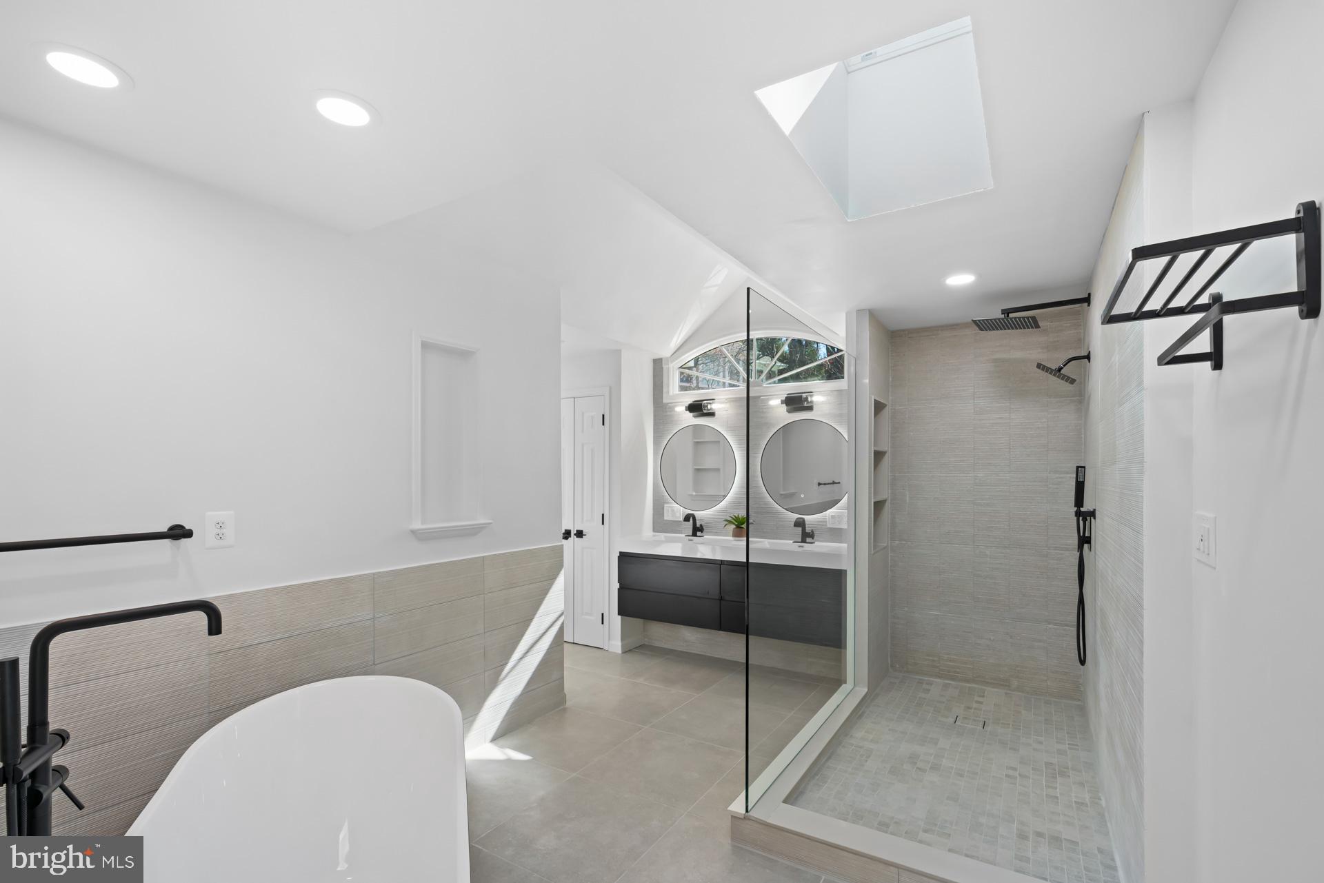 FAWSETT FARMS MANOR - Residential