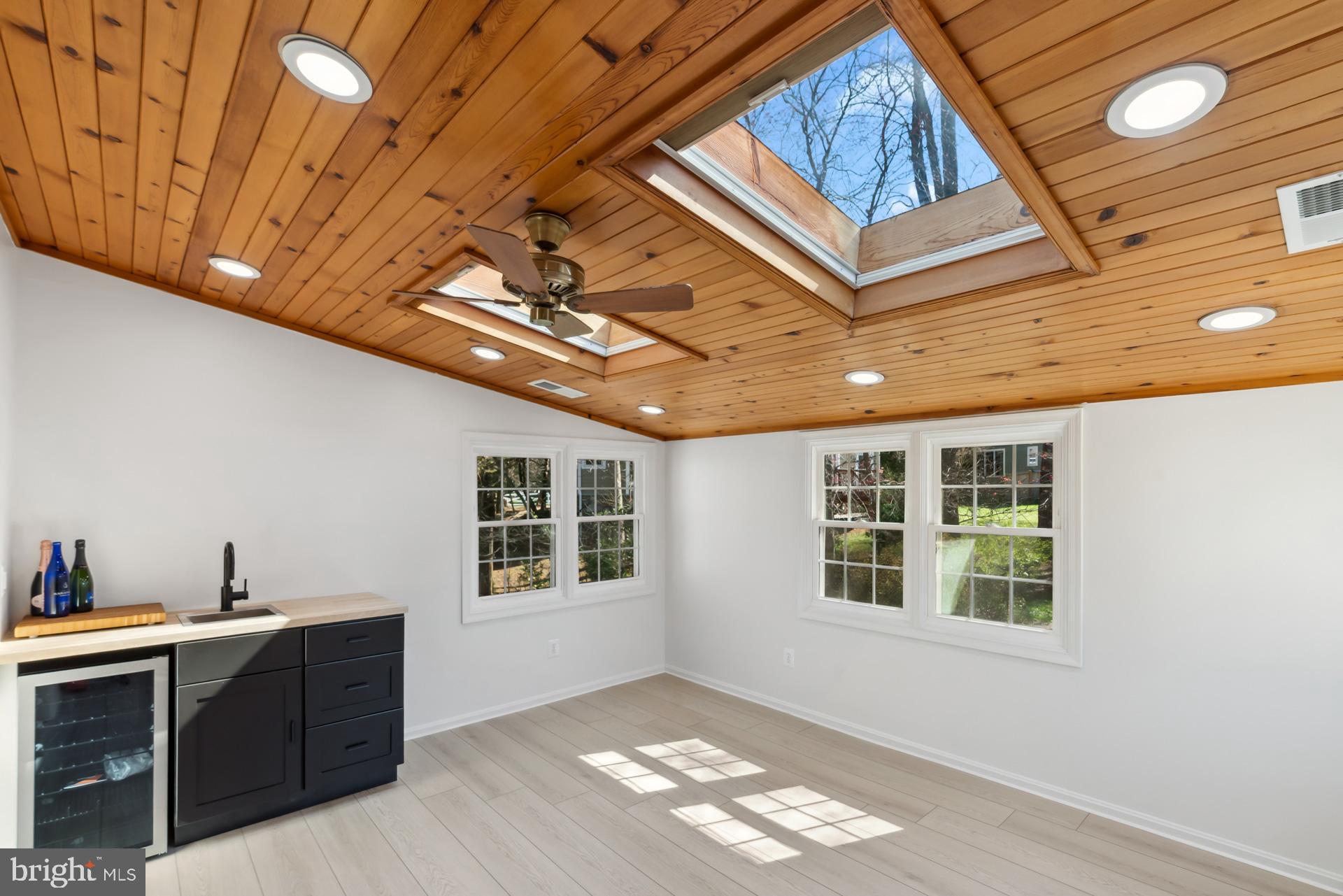 FAWSETT FARMS MANOR - Residential