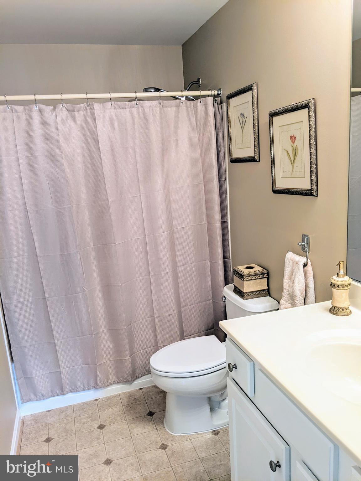 VINT HILL - Residential