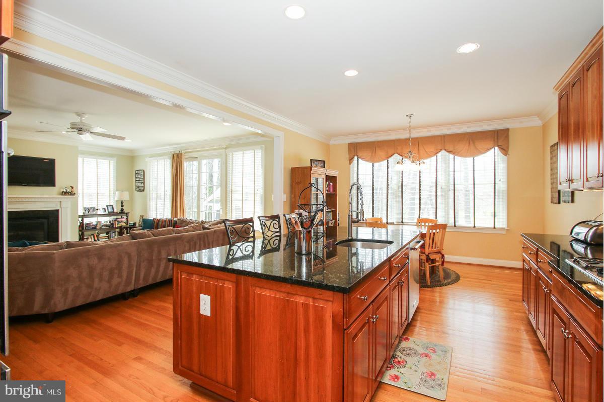 ALTA VISTA TERRACE - Residential