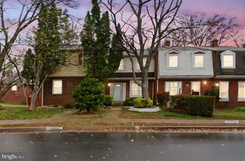 Townhouse For Sale - 14829 Emberdale Drive<br/> Prince William County, WOODBRIDGE, VA 22193