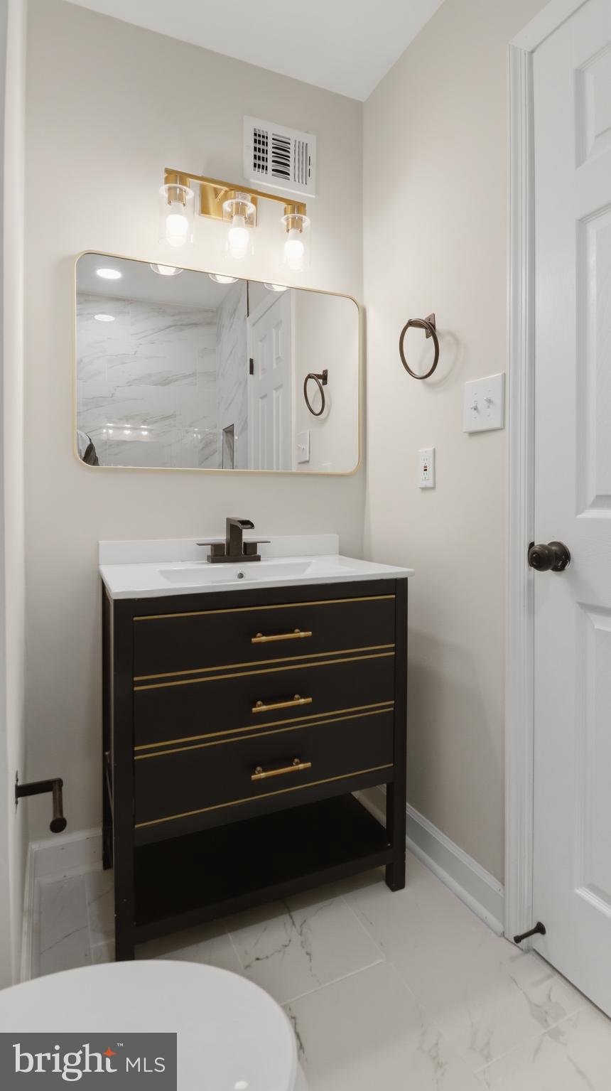 DALE CITY - Residential