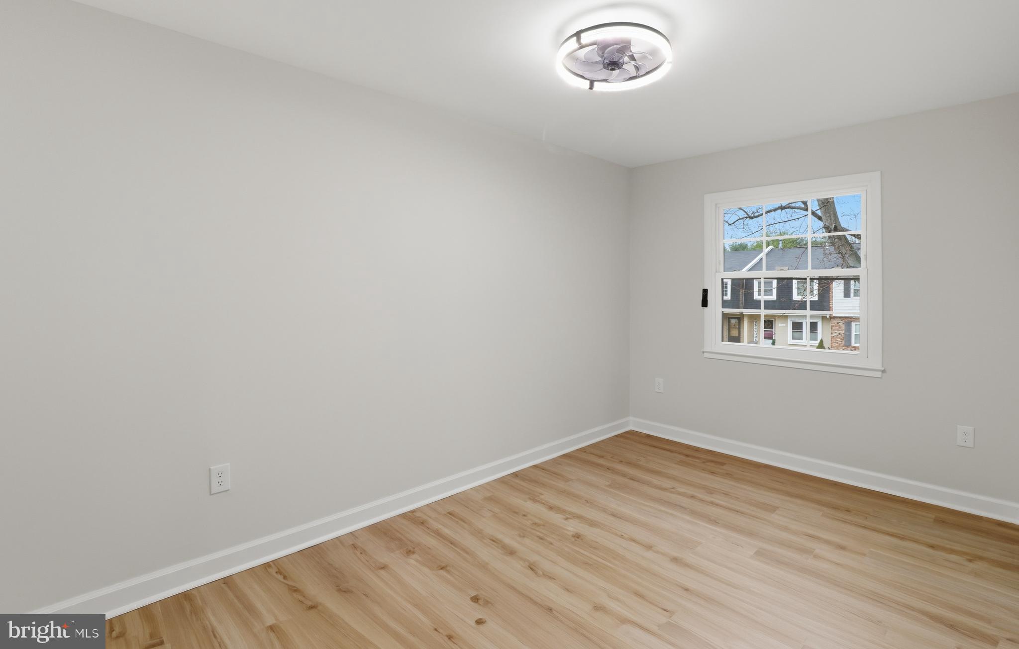 DALE CITY - Residential