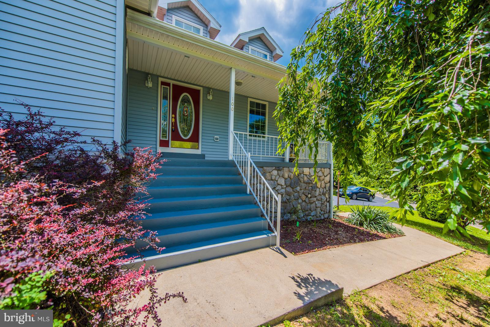 WOODSIDE ACRES - Residential