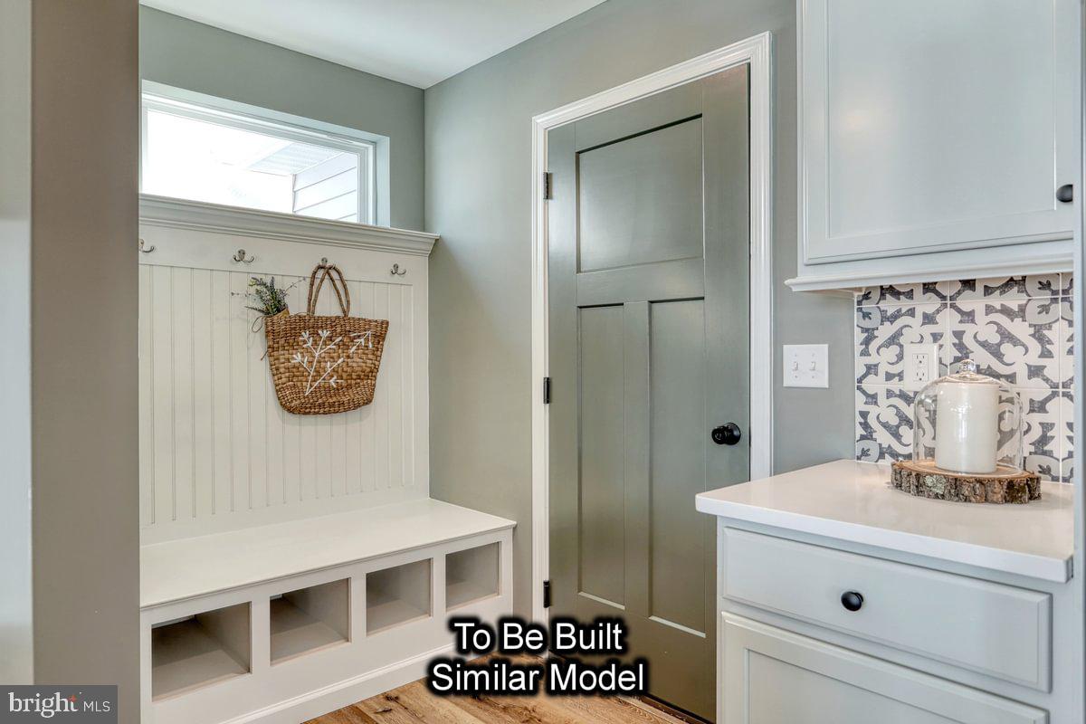 HAMPTON HEIGHTS - Residential