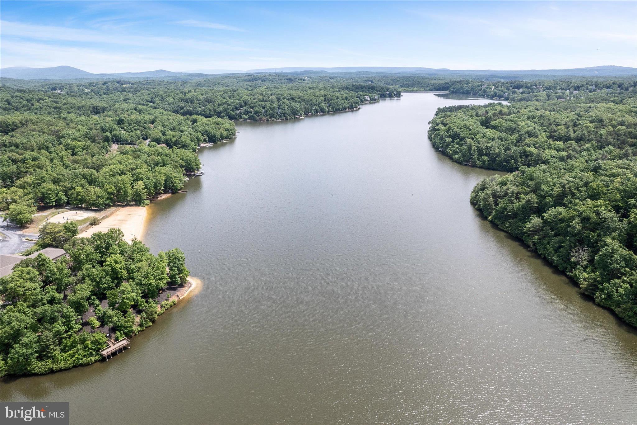 LAKE HOLIDAY ESTATES - Residential