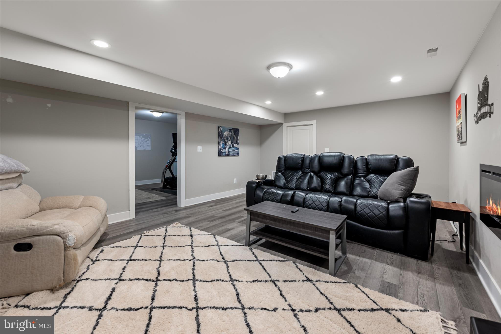 LAKE HOLIDAY ESTATES - Residential