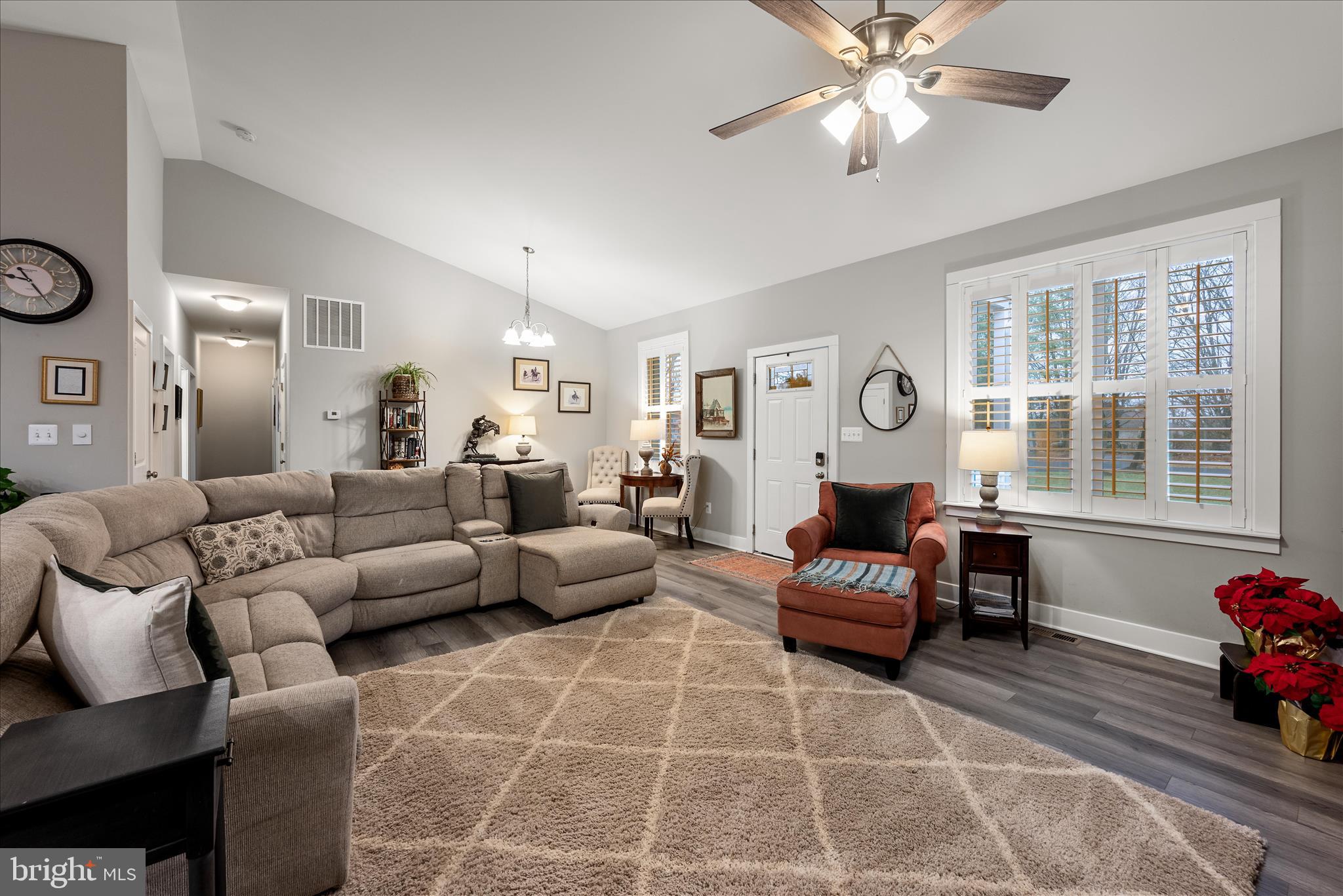 LAKE HOLIDAY ESTATES - Residential