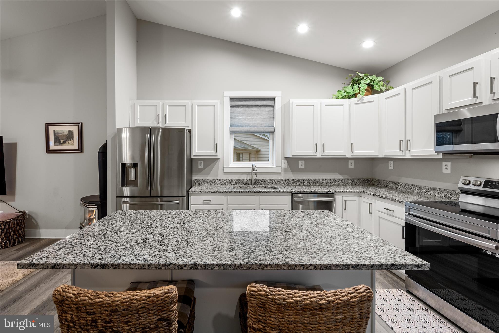 LAKE HOLIDAY ESTATES - Residential