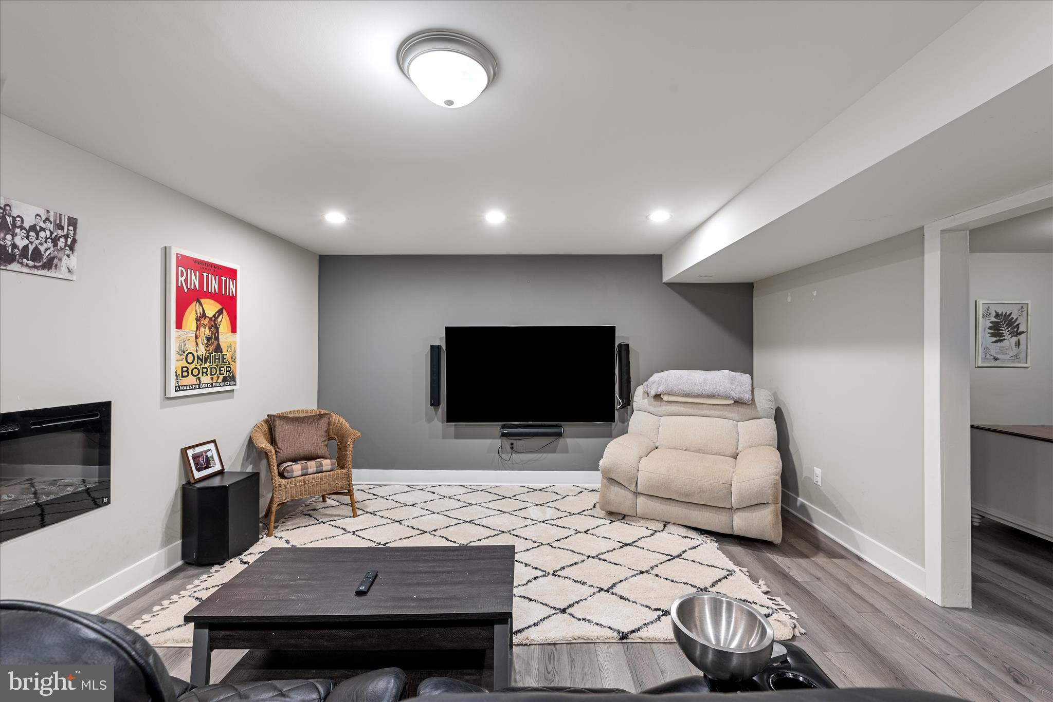 LAKE HOLIDAY ESTATES - Residential