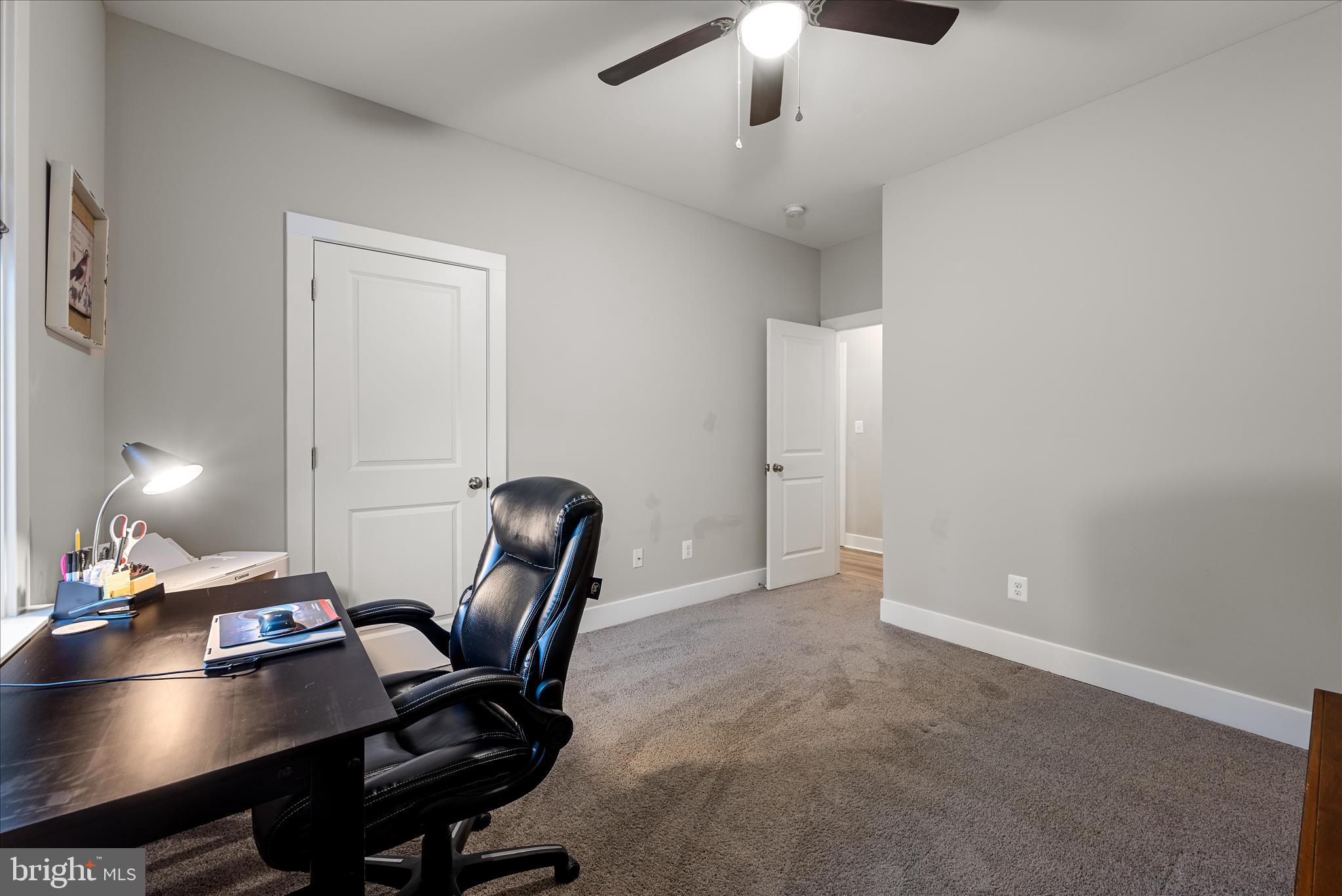 LAKE HOLIDAY ESTATES - Residential