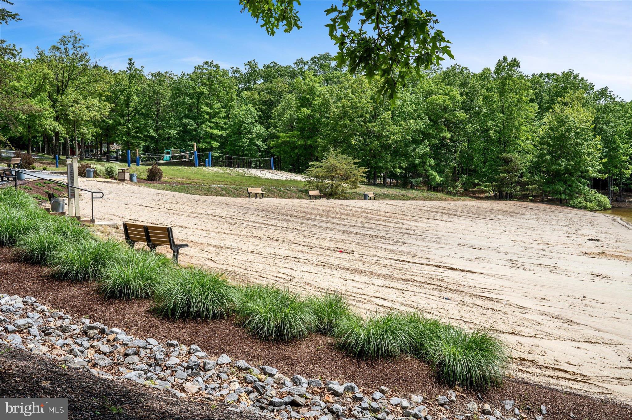 LAKE HOLIDAY ESTATES - Residential