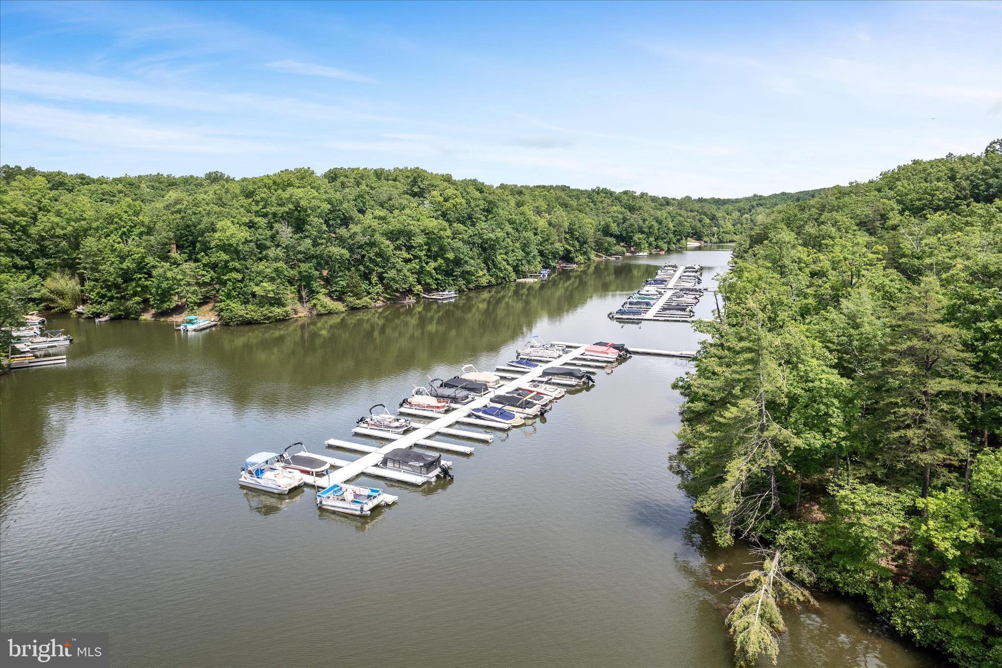 LAKE HOLIDAY ESTATES - Residential