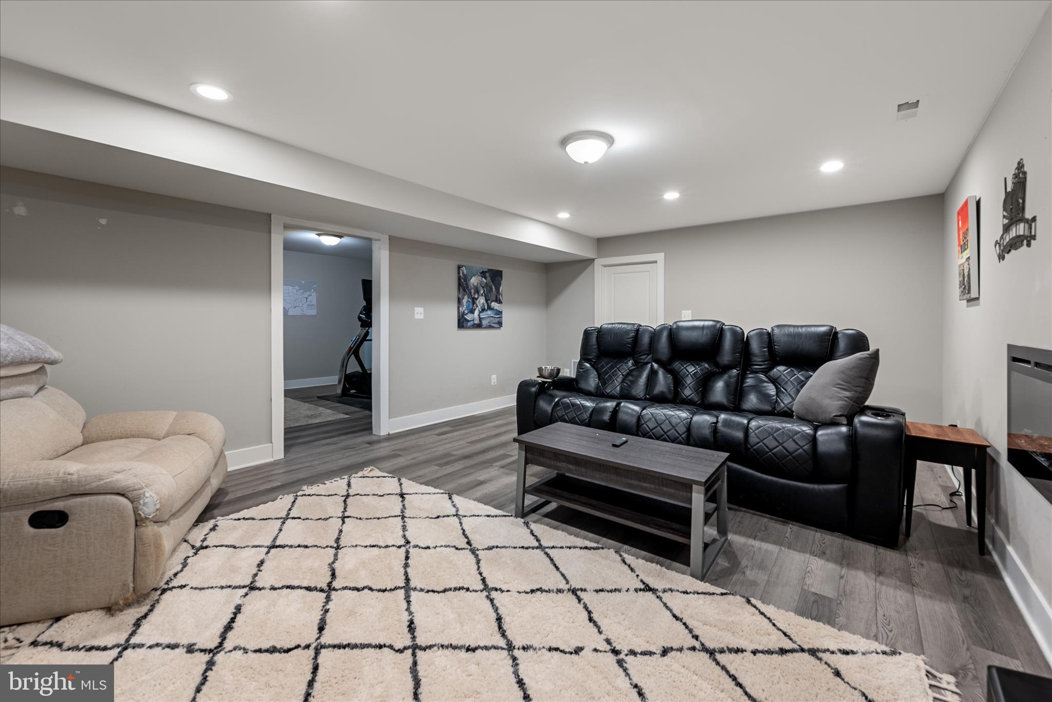 LAKE HOLIDAY ESTATES - Residential