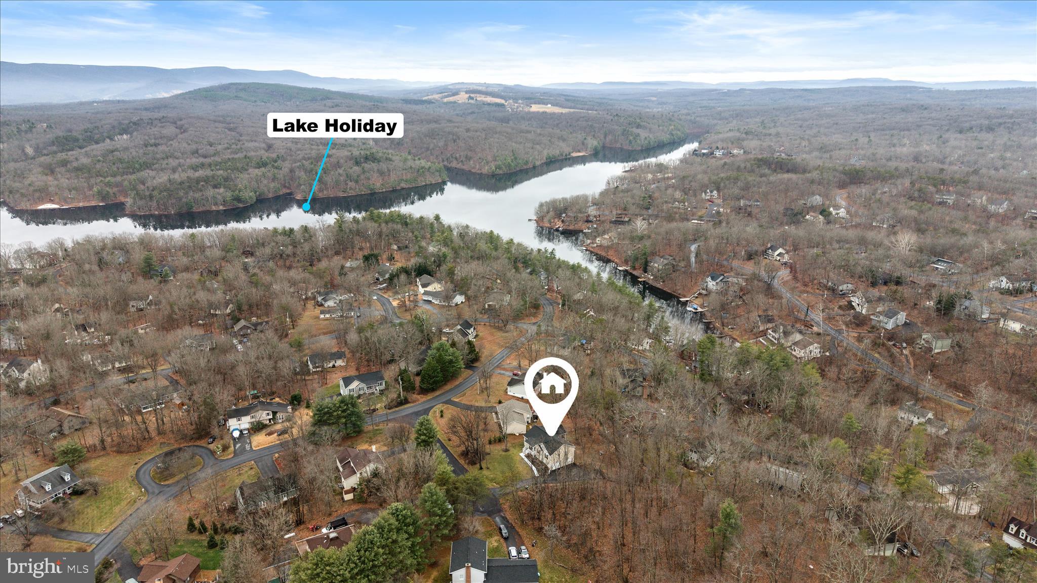 LAKE HOLIDAY ESTATES - Residential