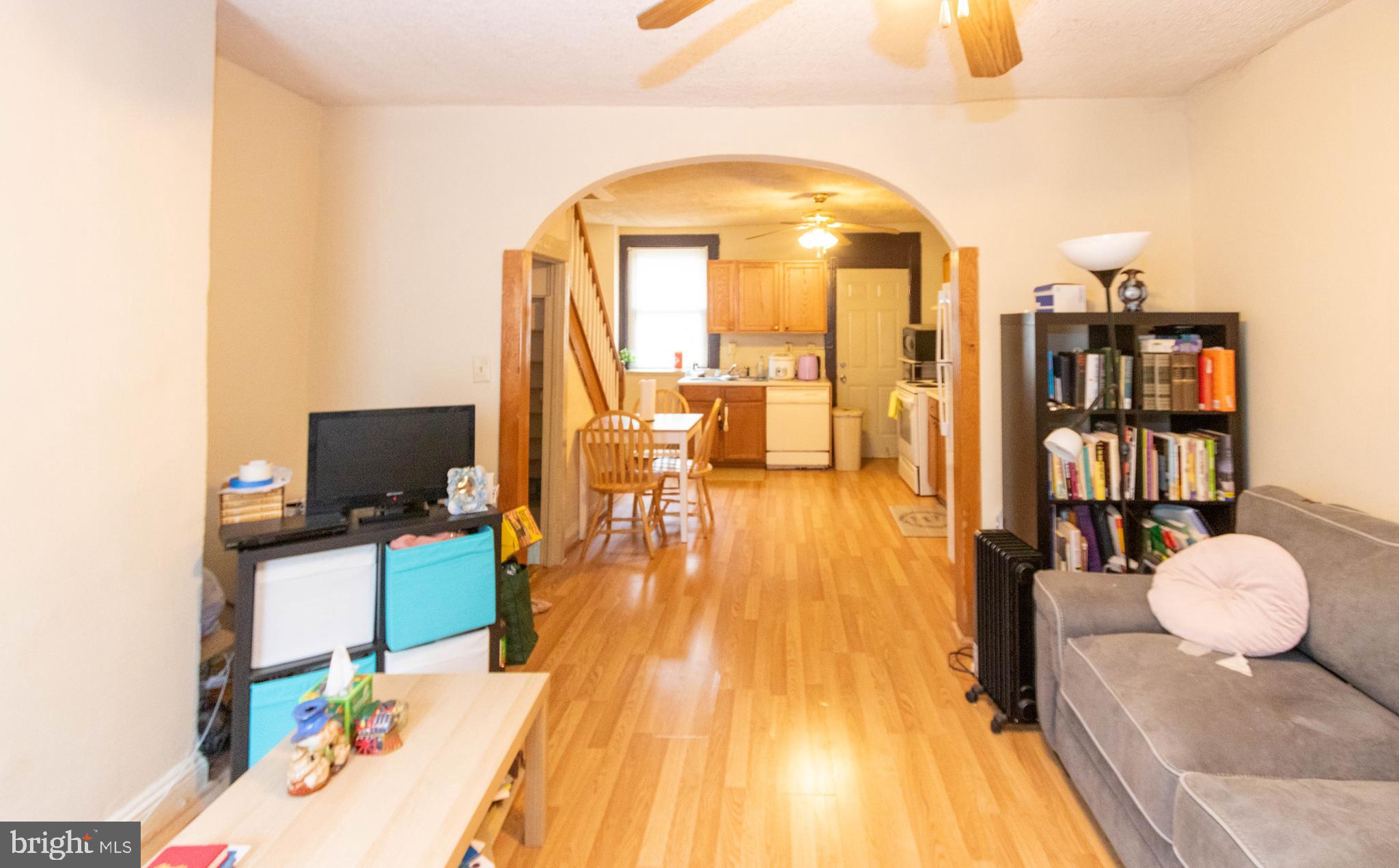 HOLLINS MARKET - Residential