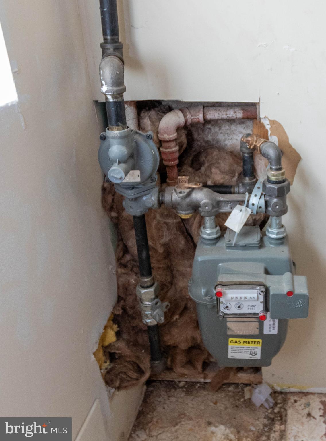 HOLLINS MARKET - Residential