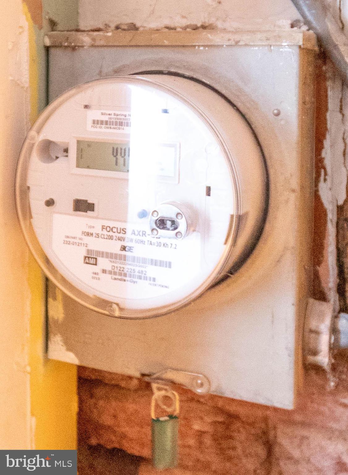 HOLLINS MARKET - Residential