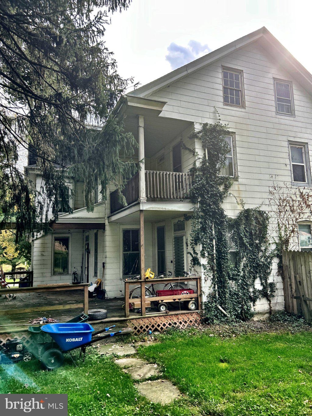 Photo of 25 Froelich Avenue, MOUNTVILLE, PA 17554 (MLS # PALA2096630)