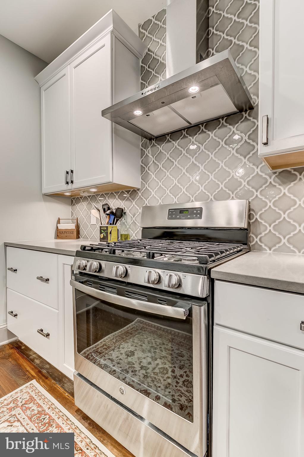 CANTON - Residential