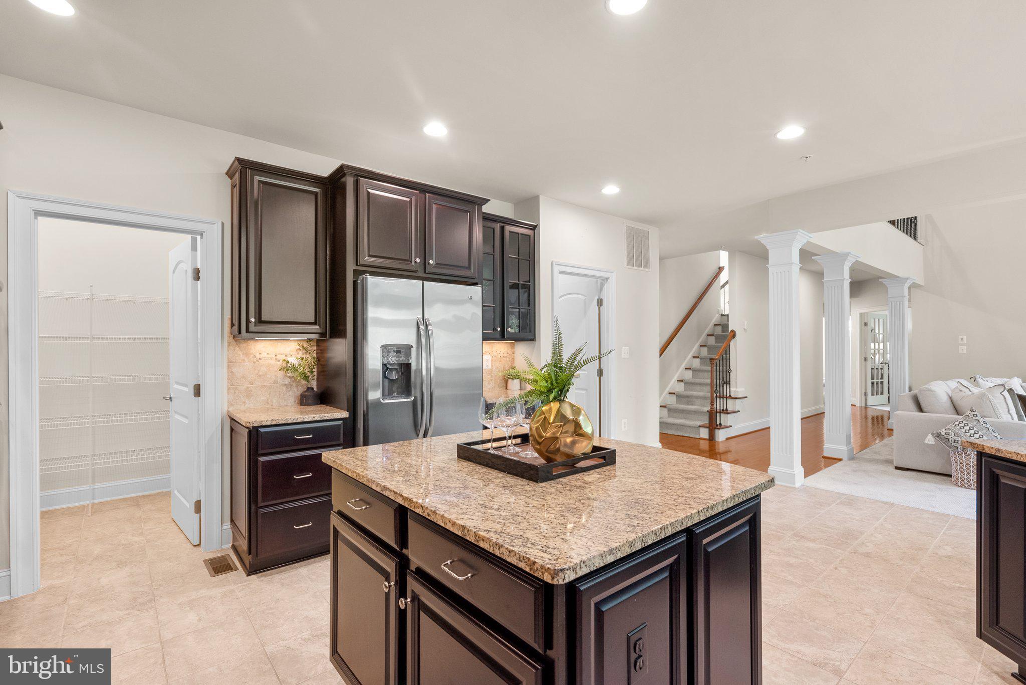 OAK CREEK CLUB - Residential