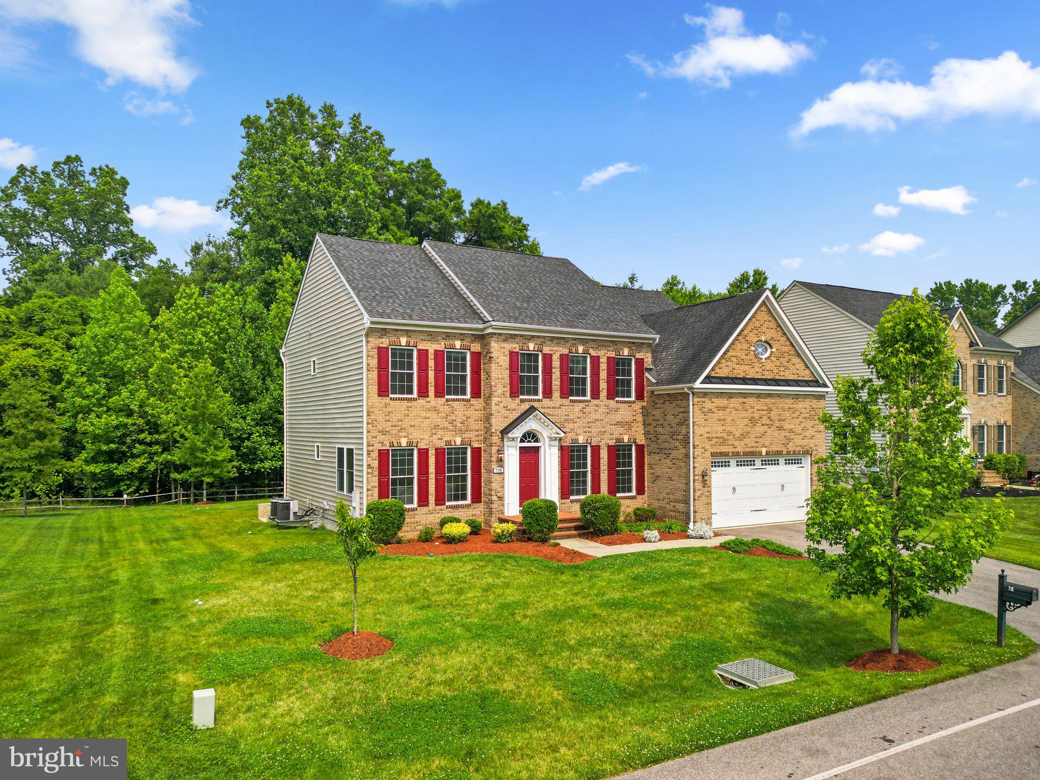 OAK CREEK CLUB - Residential