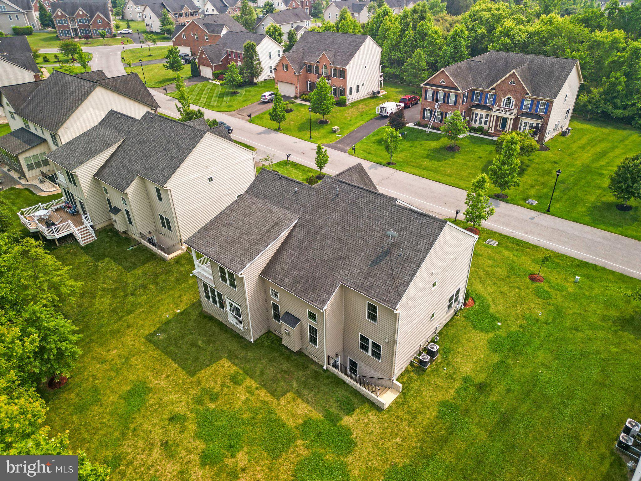 OAK CREEK CLUB - Residential