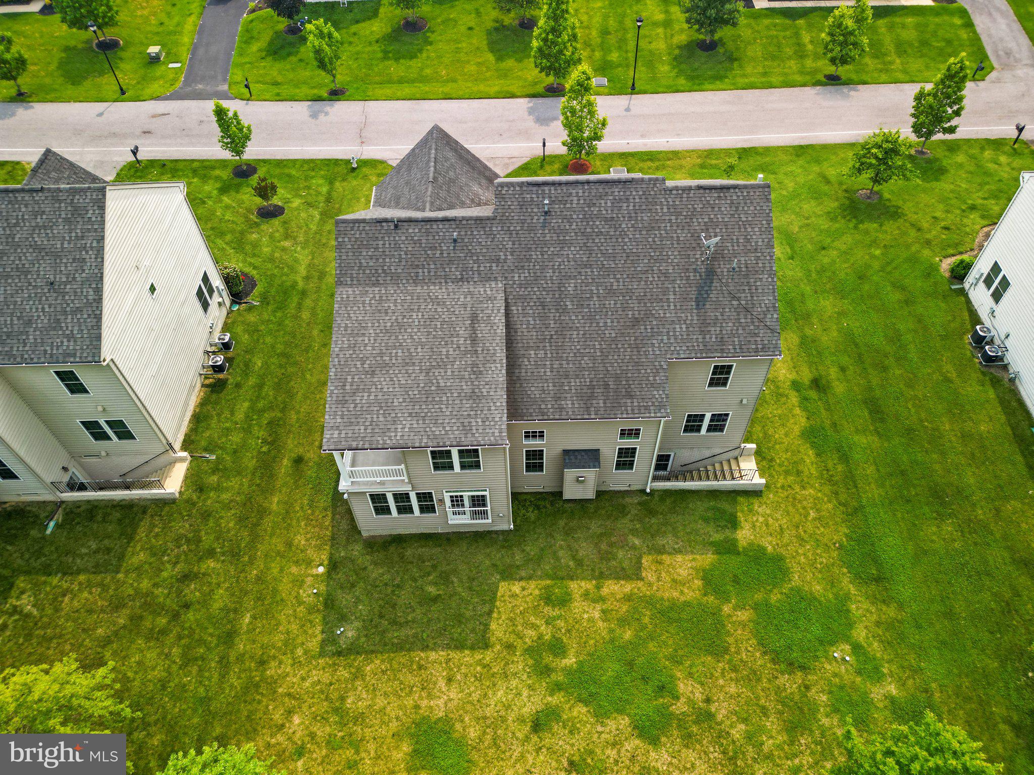 OAK CREEK CLUB - Residential