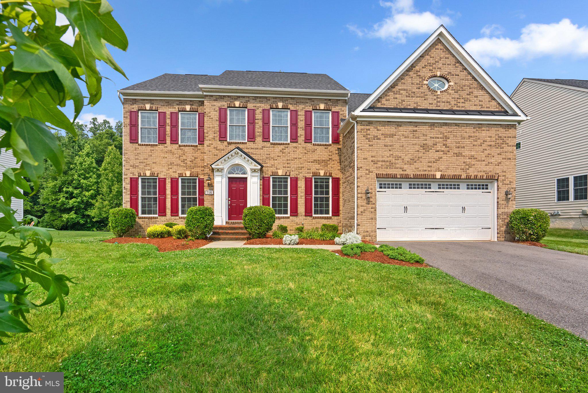 OAK CREEK CLUB - Residential