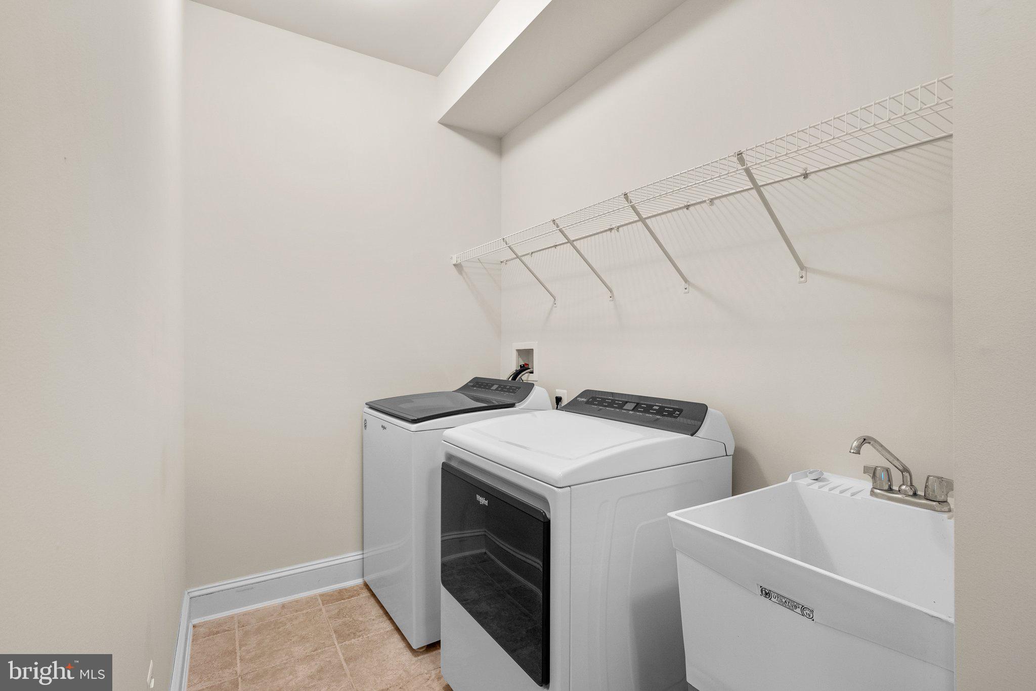 OAK CREEK CLUB - Residential